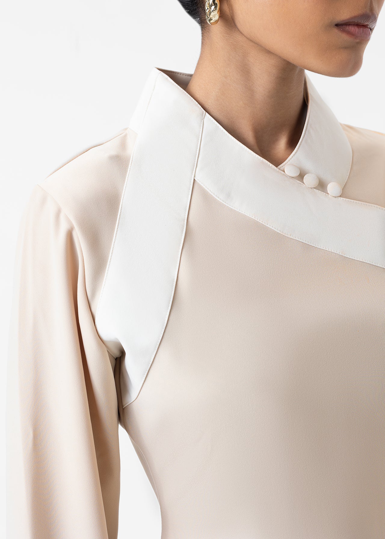 HIGH NECK PANELLED TOP