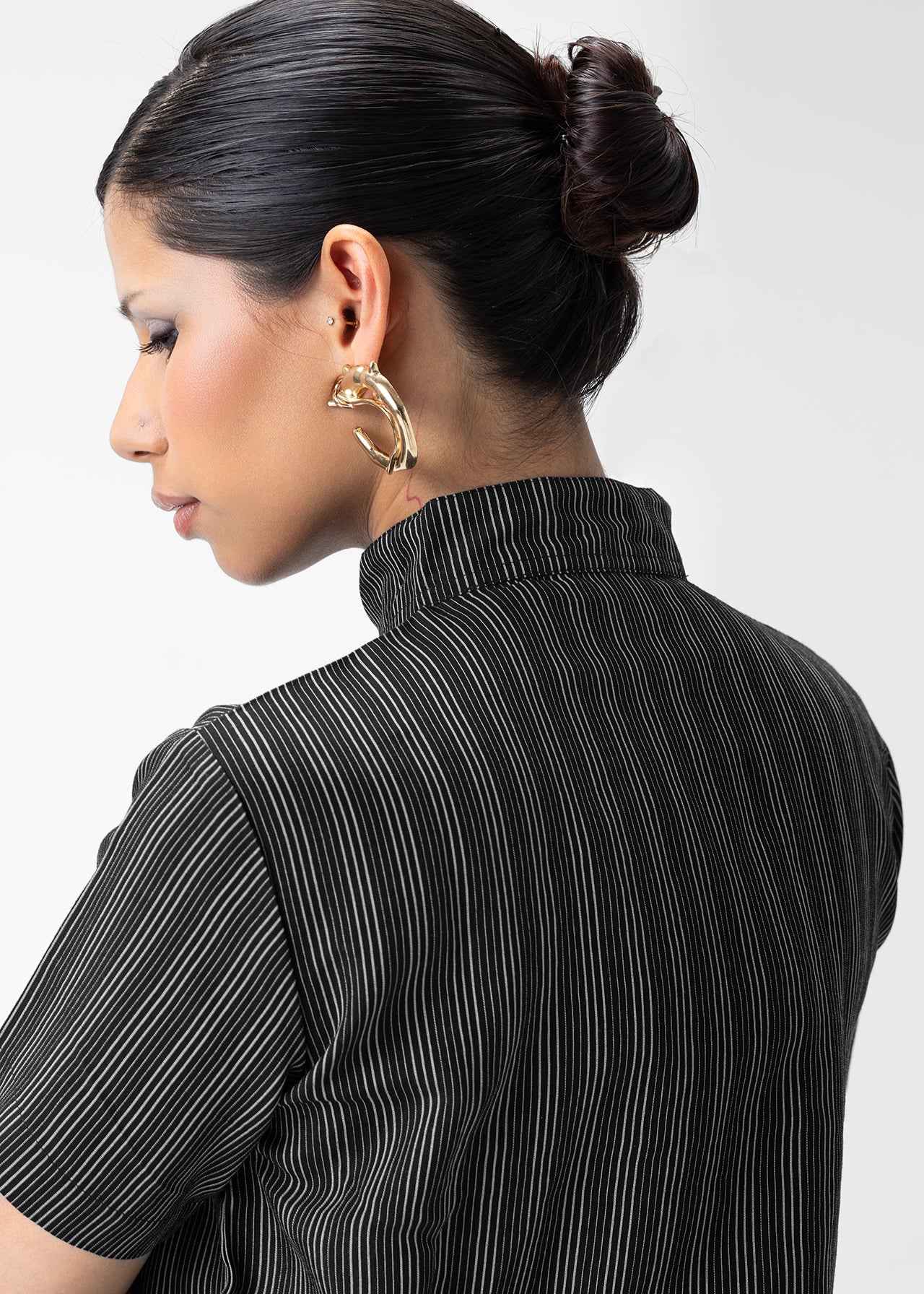 STRIPED MANDARIN COLLAR SHIRT