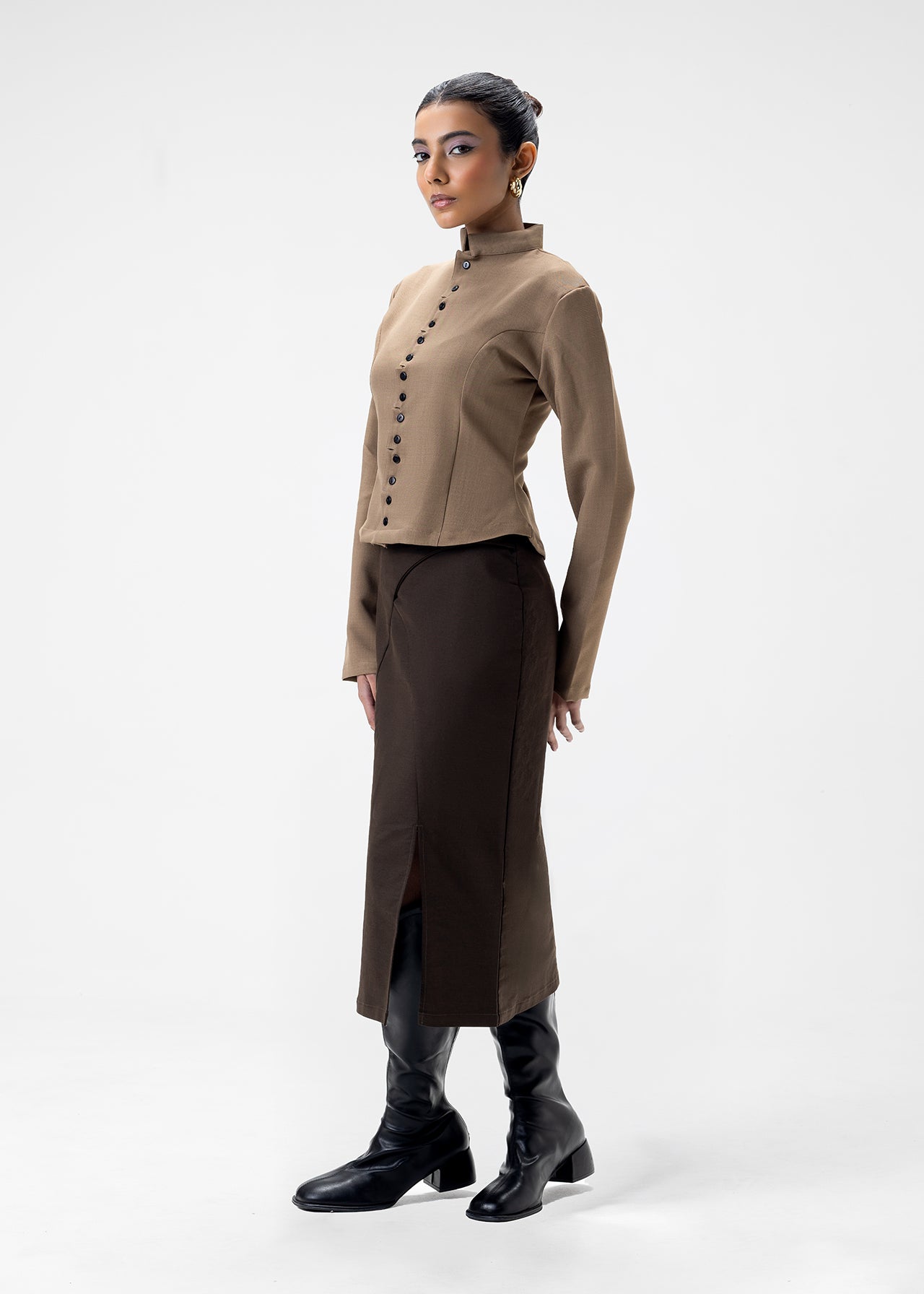 MANDARIN COLLAR  STRUCTURED SNAP TOP