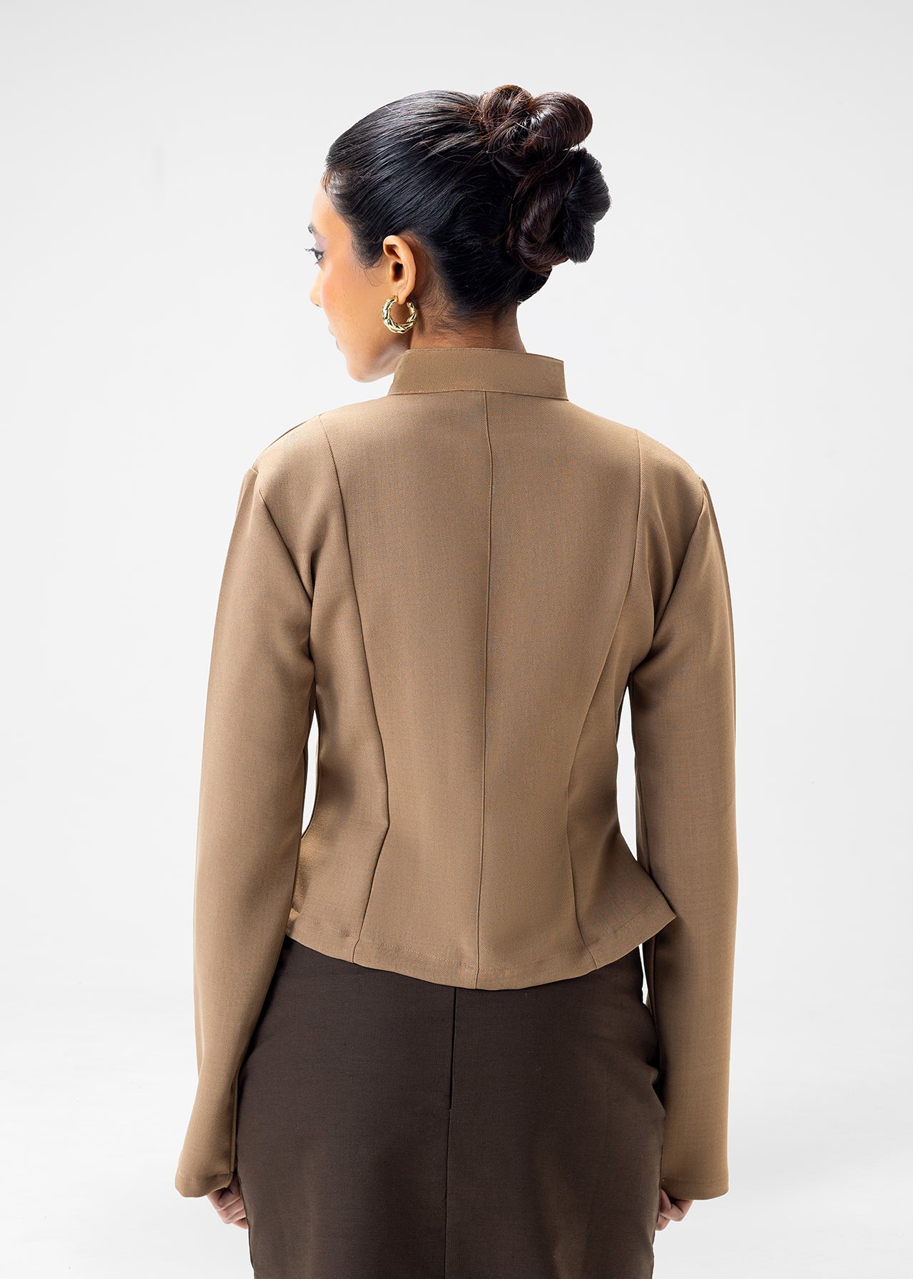 MANDARIN COLLAR  STRUCTURED SNAP TOP