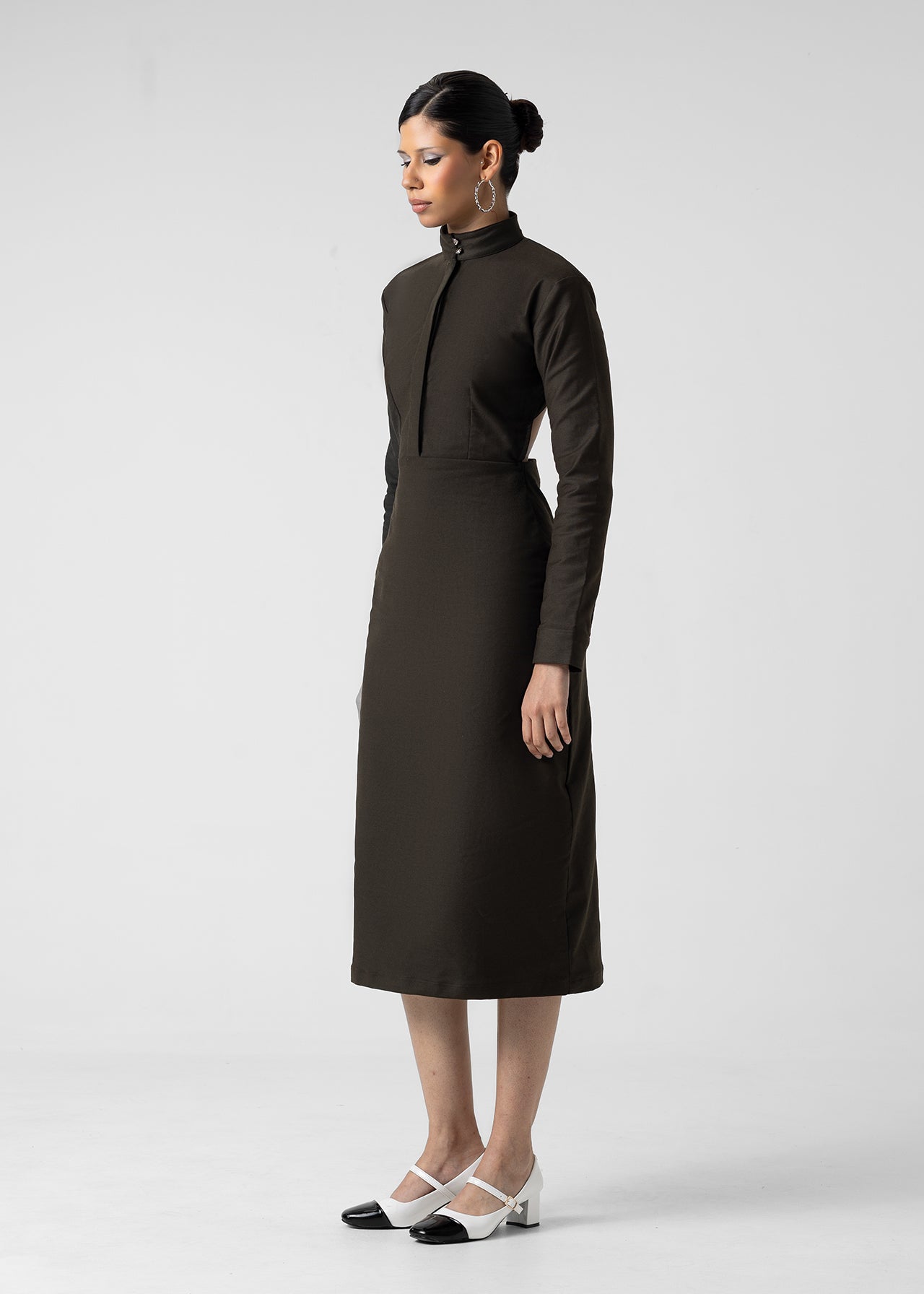 HIGH NECK STRUCTURED MIDI DRESS
