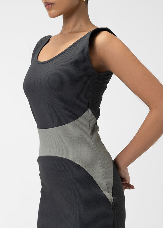 COLOUR BLOCK SCOOP NECK MIDI DRESS