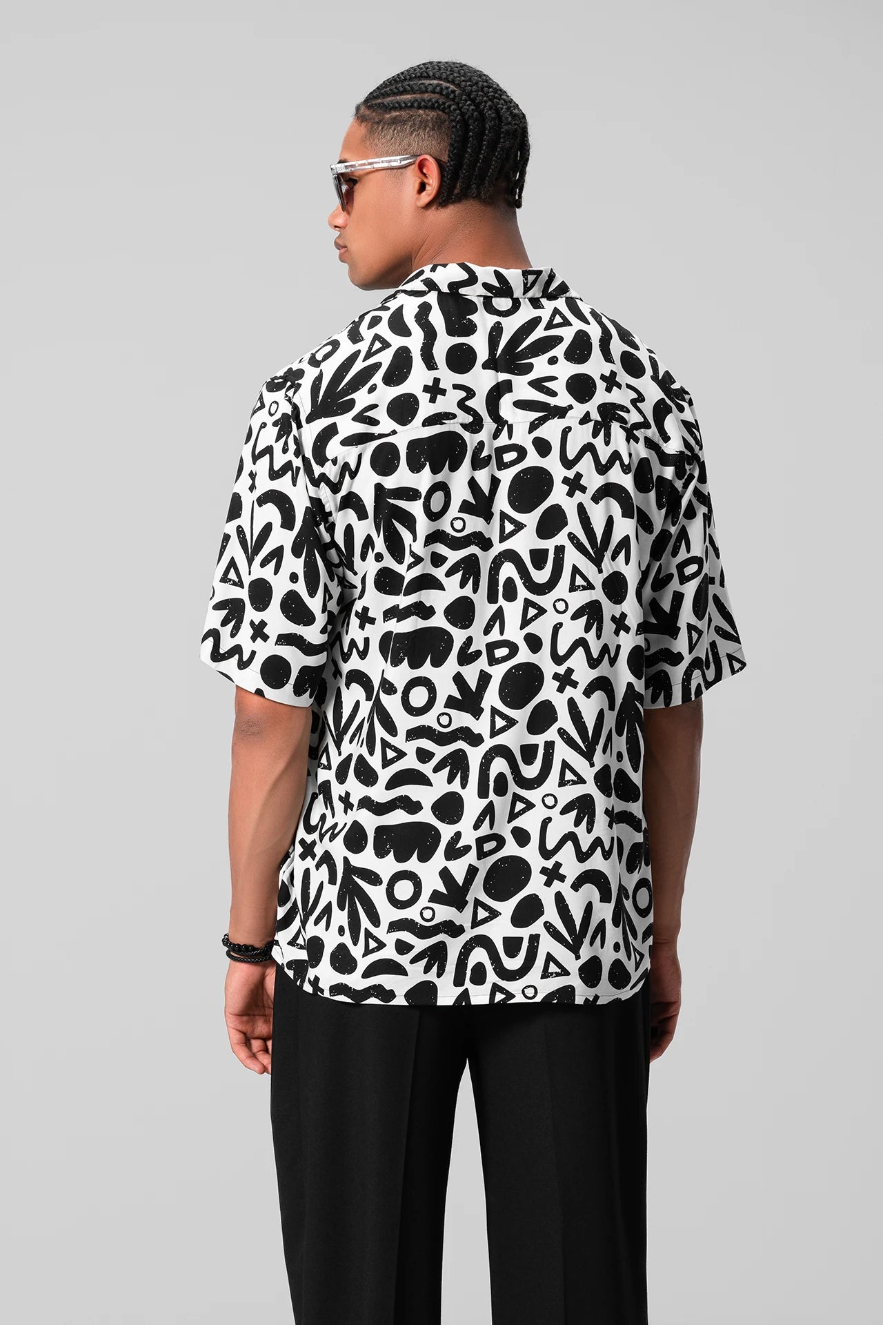 PATTERN PRINT SHIRT