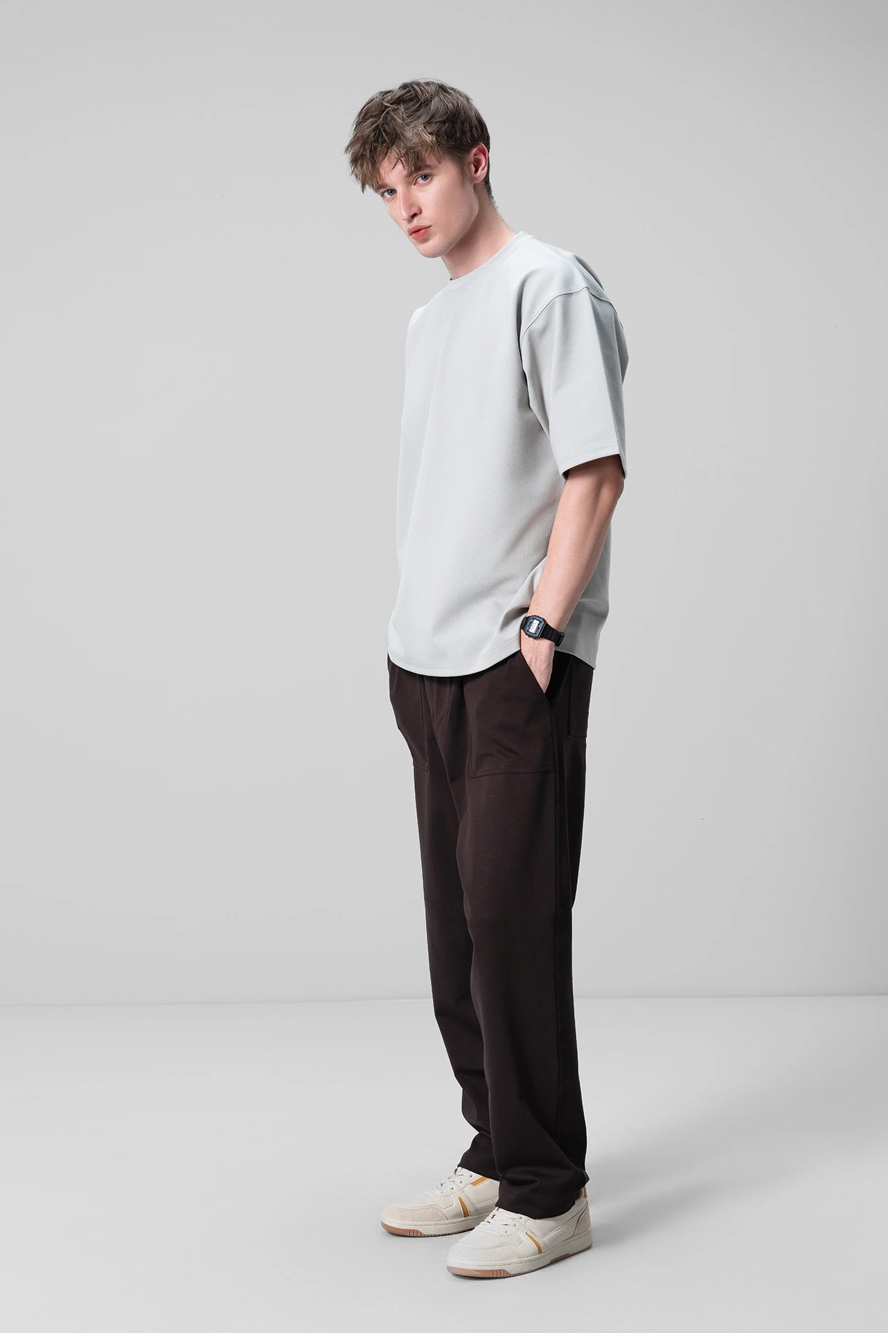 BLACKISH BROWN RELAXED TROUSERS