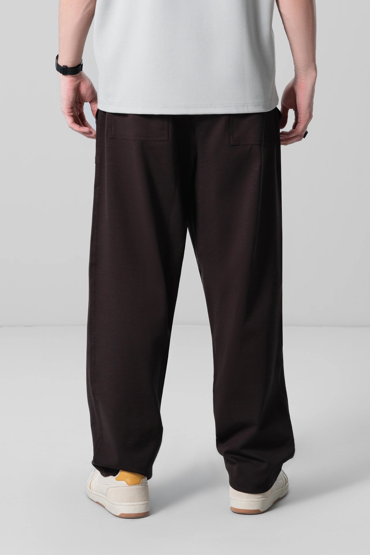 BLACKISH BROWN RELAXED TROUSERS