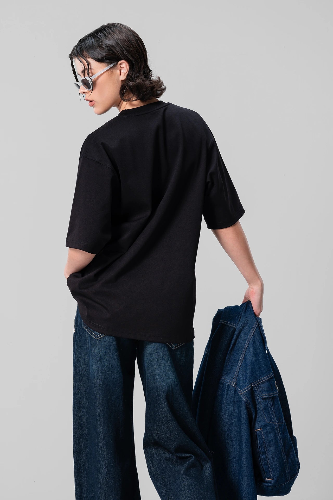 BLACK PEACE T-SHIRT