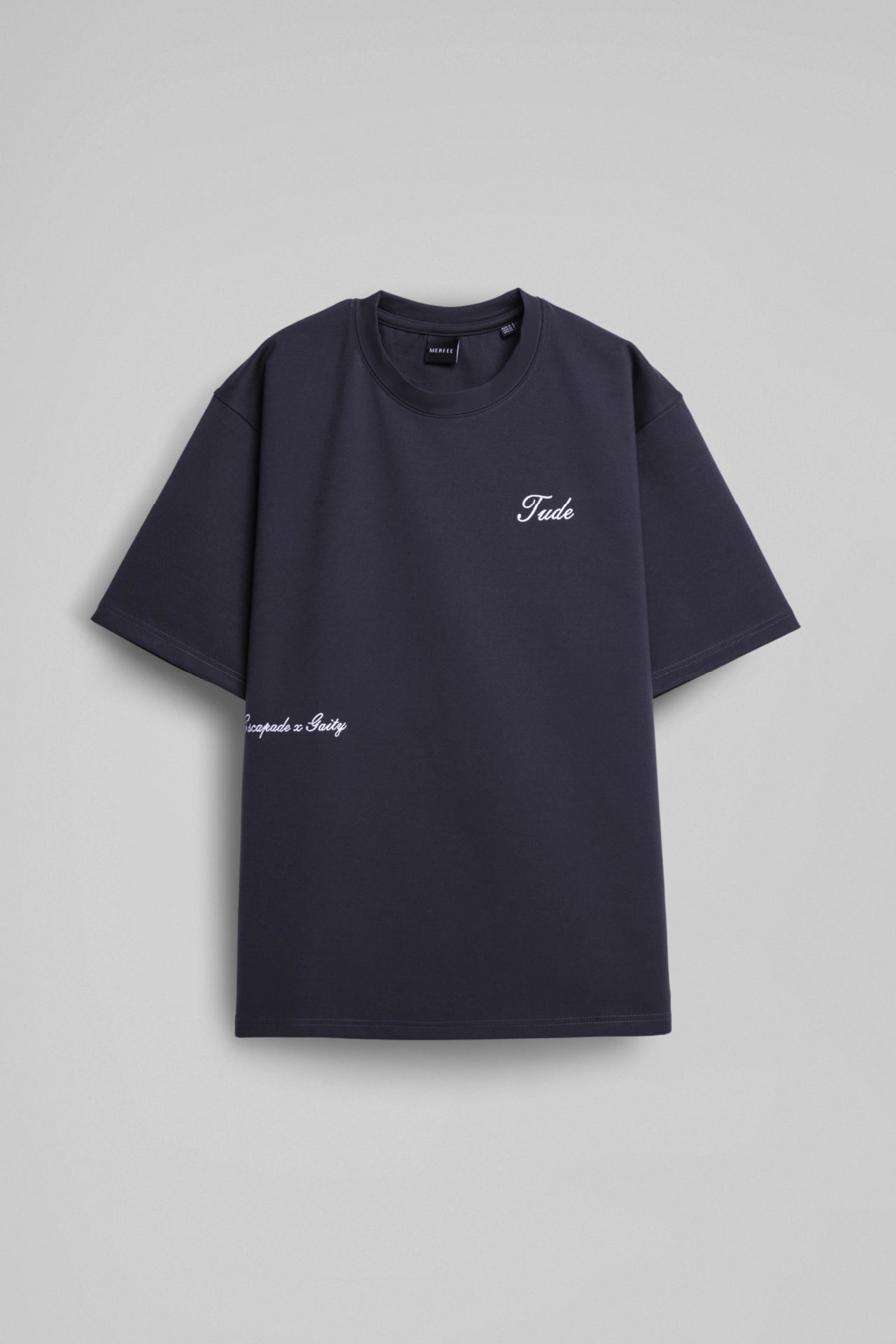 EMBROIDERY PRINT T-SHIRT