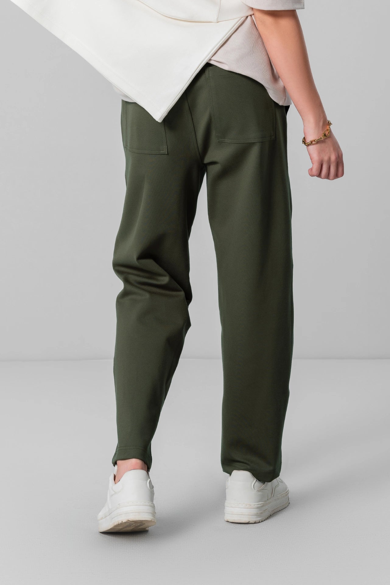 OLIVE GREEN RELAXED UNISEX TROUSERS