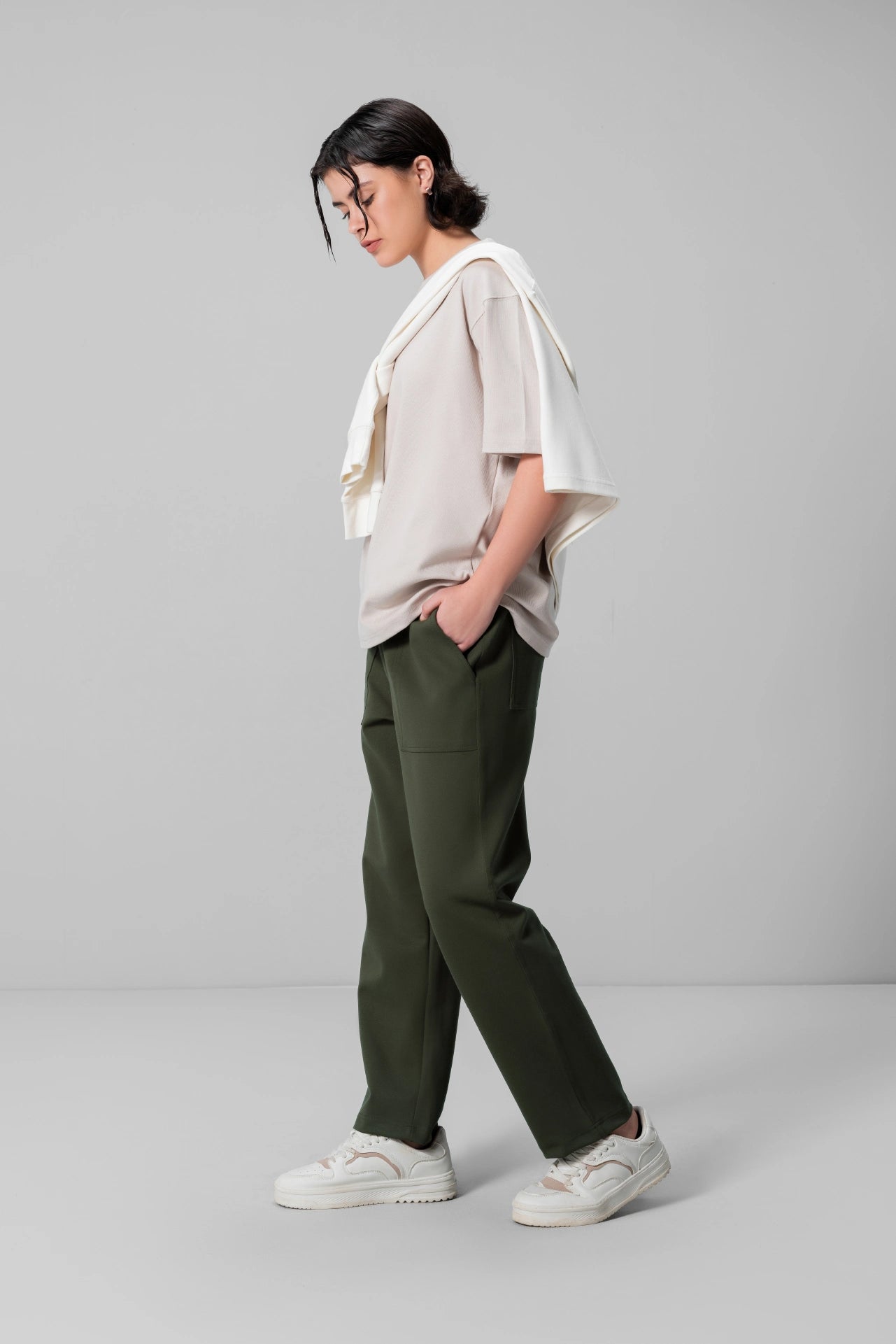 OLIVE GREEN RELAXED UNISEX TROUSERS