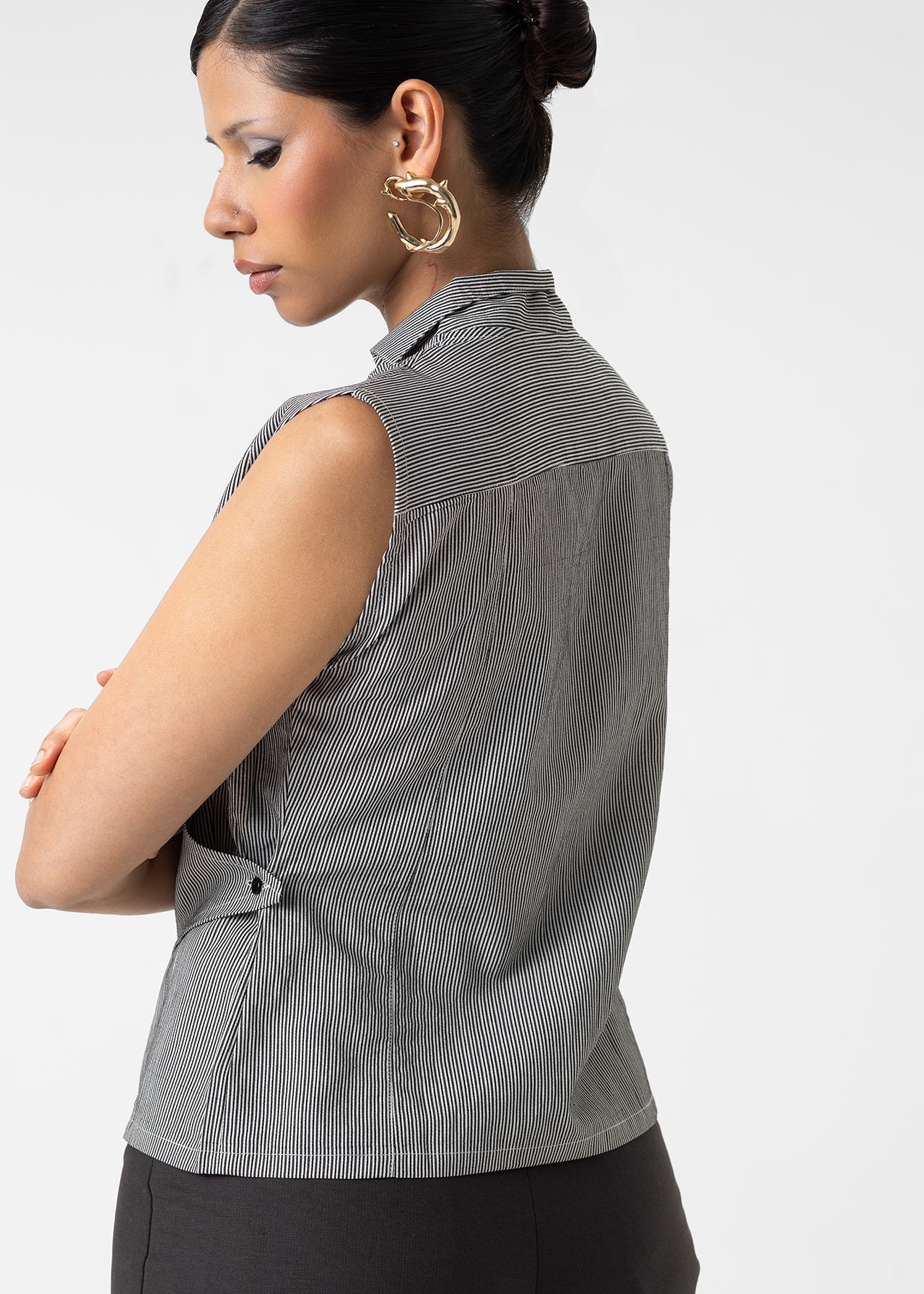 WRAP COLLAR TAILORED TOP