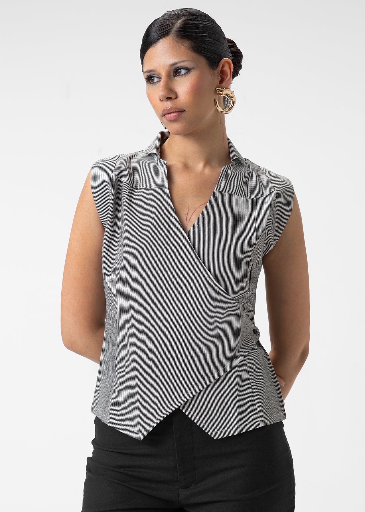 WRAP COLLAR TAILORED TOP